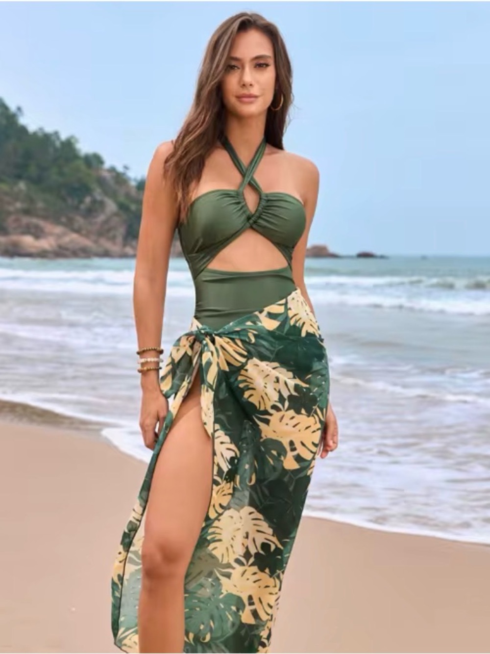 Green Twist Halter One-Piece Swimsuit with Tropical Sarong Size 8/10 - Picture 1 of 4